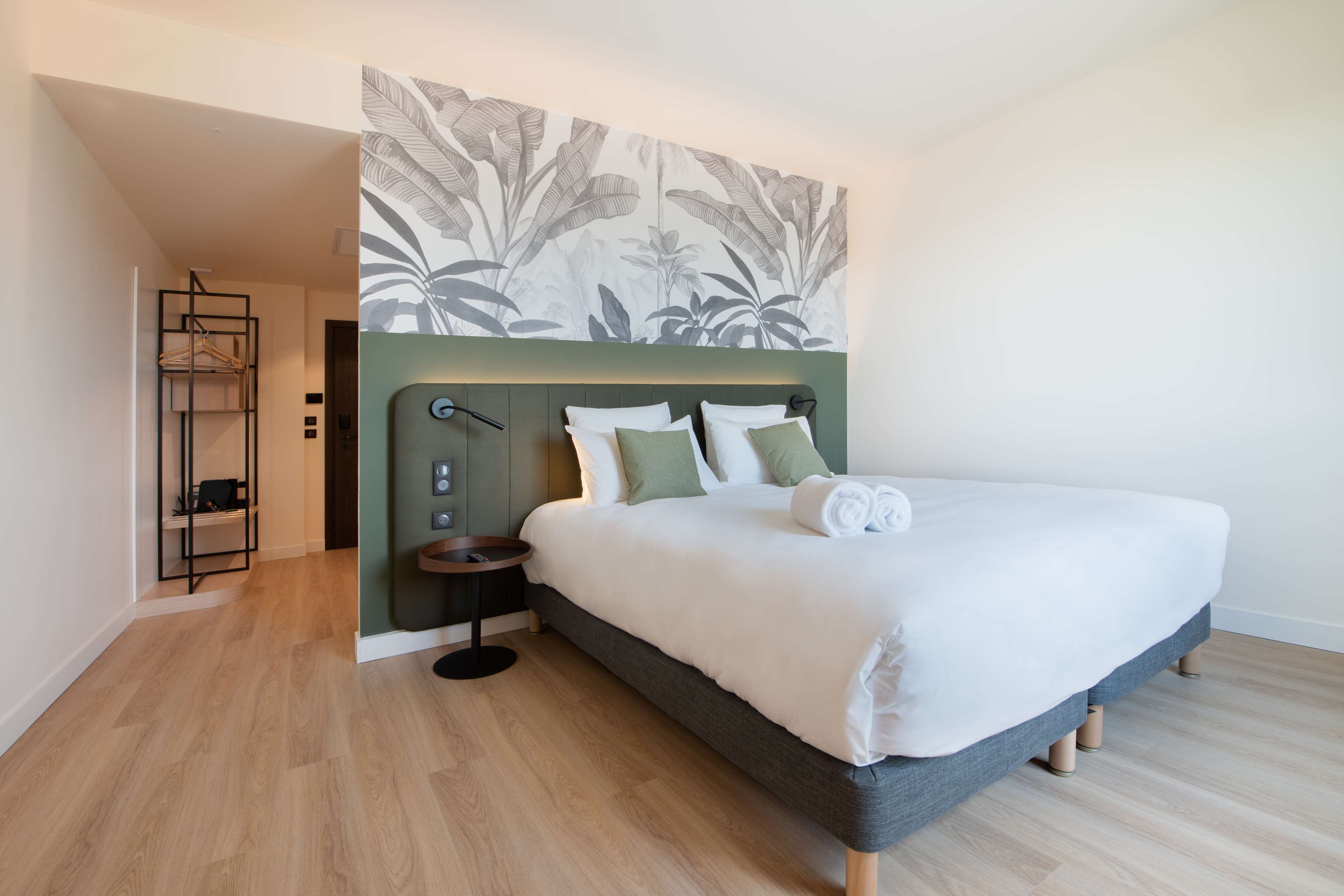 Hôtel Campanile Smart Lyon Est - Eurexpo Bron Aviation