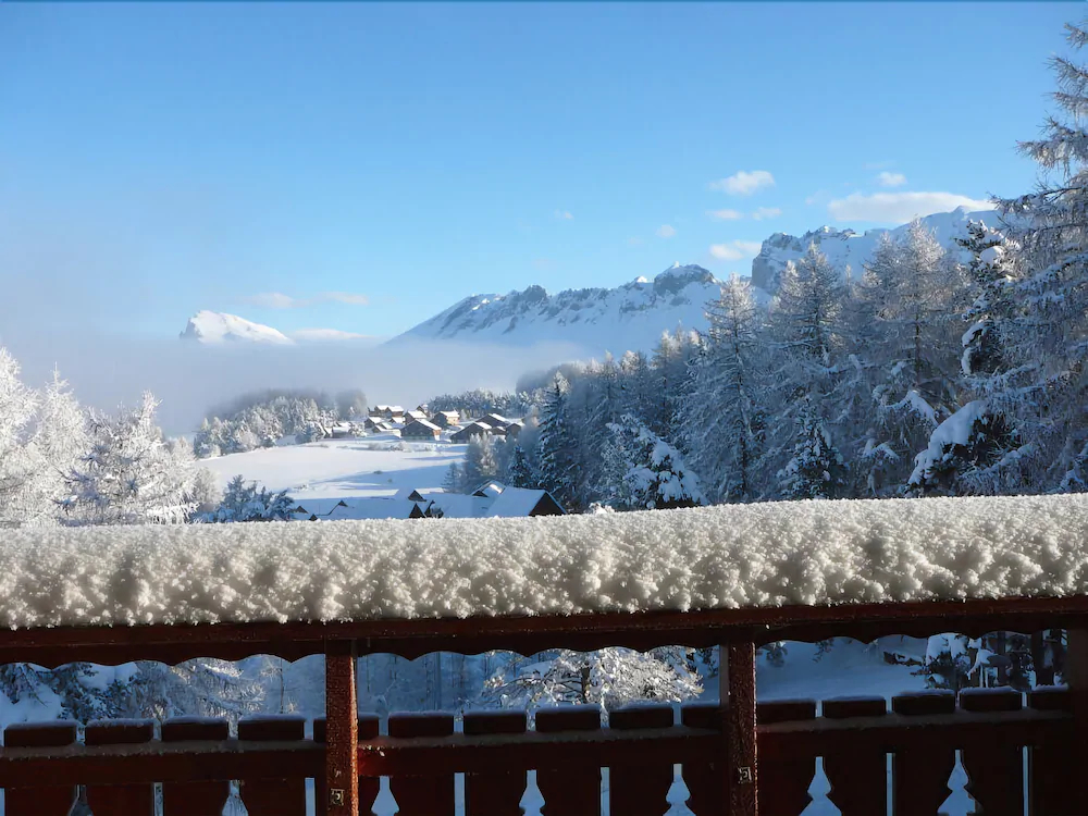 Les Chalets De Celine