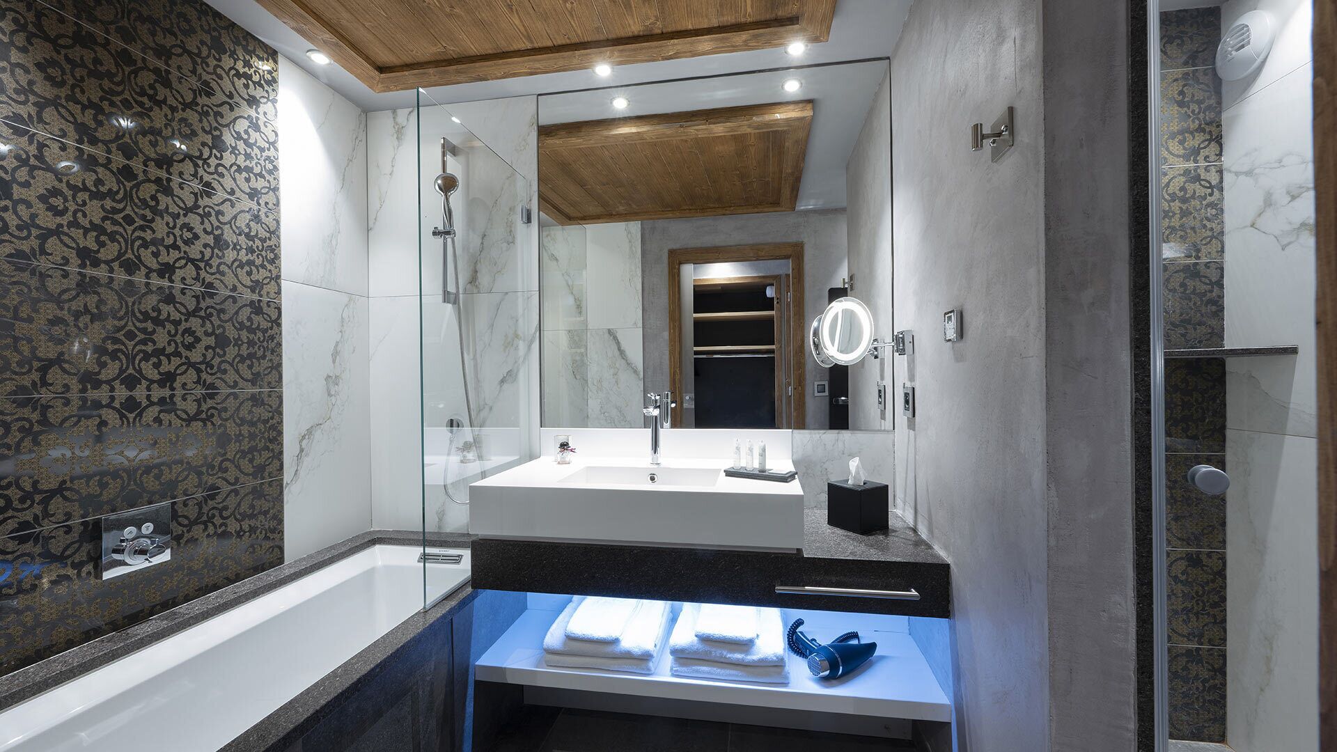 MGM Hôtels & Résidences - Hôtel Les Suites d'Alexane