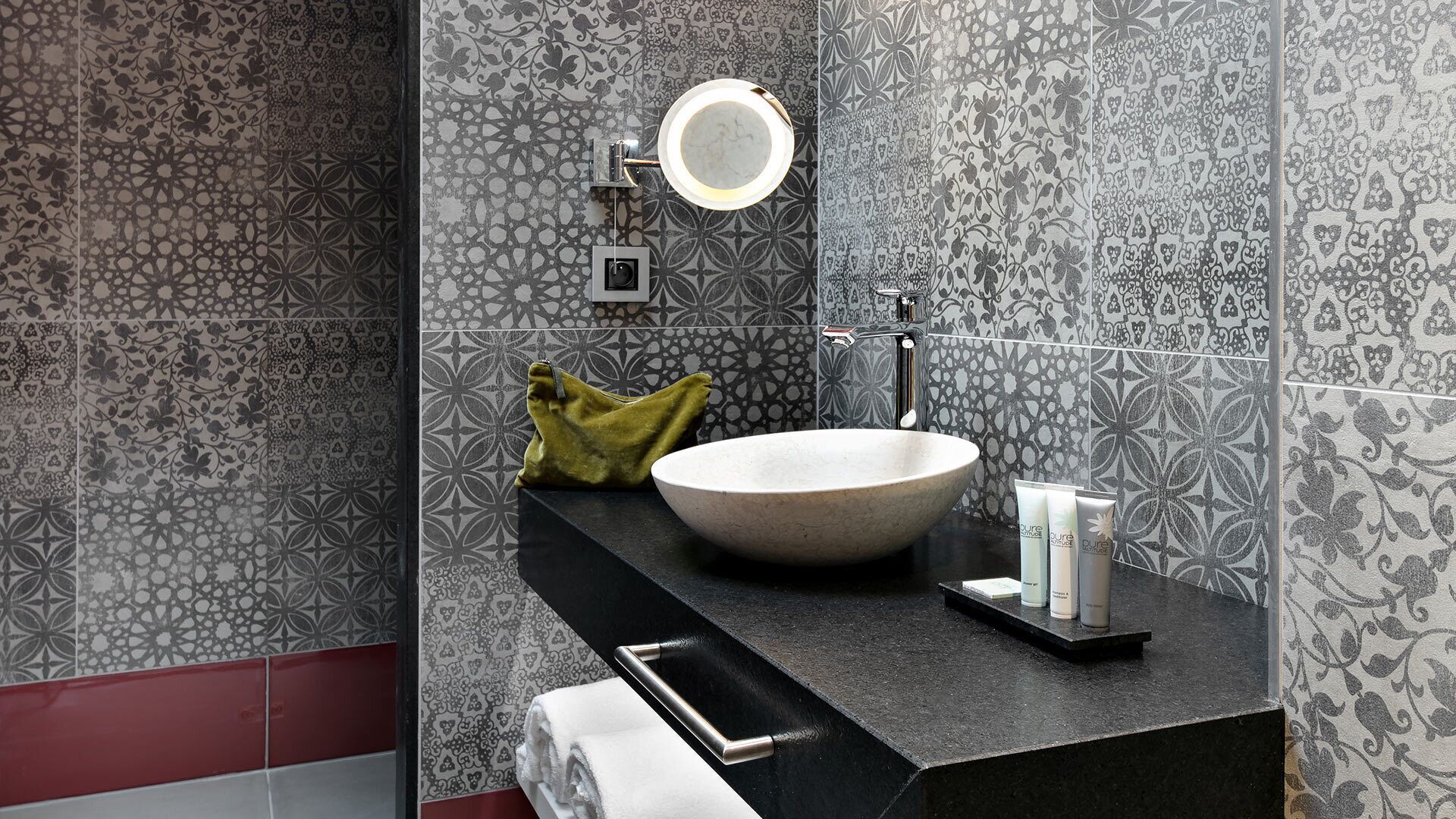 MGM Hôtels & Résidences - Hôtel Les Suites d'Alexane