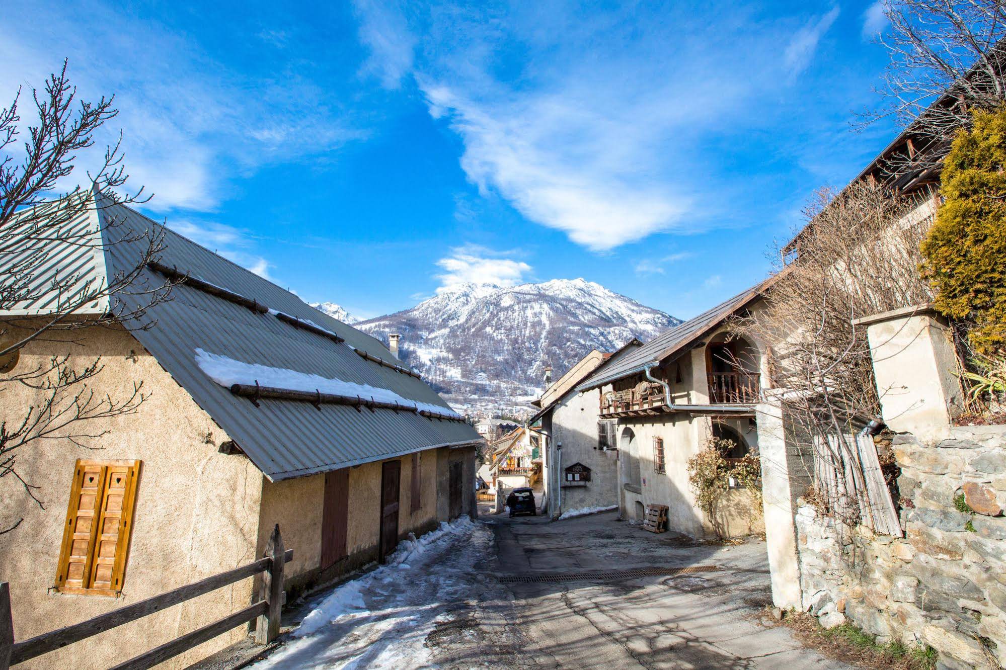 Langley Hotel Ski Lodge La Vieille Ferme