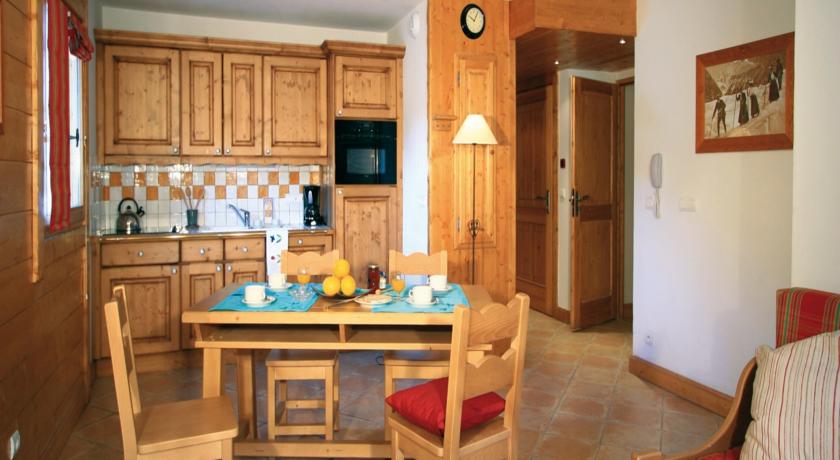 Le Hameau du Rocher Blanc