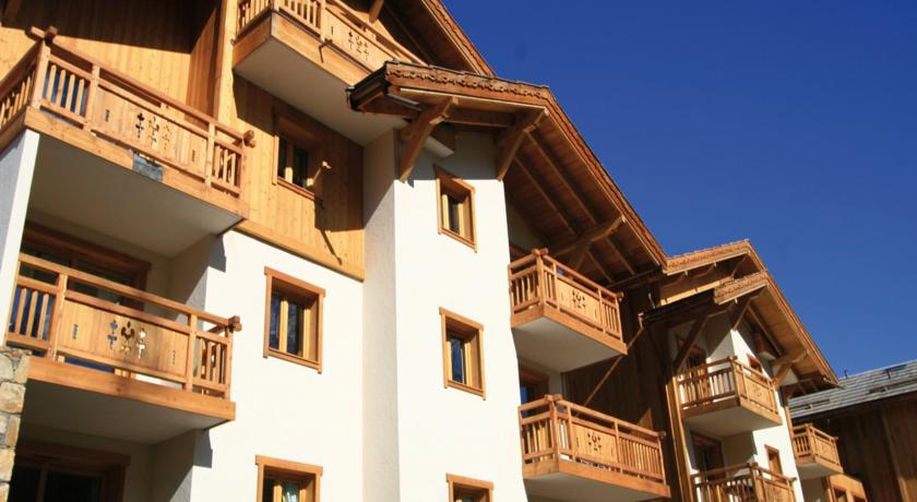 Le Hameau du Rocher Blanc