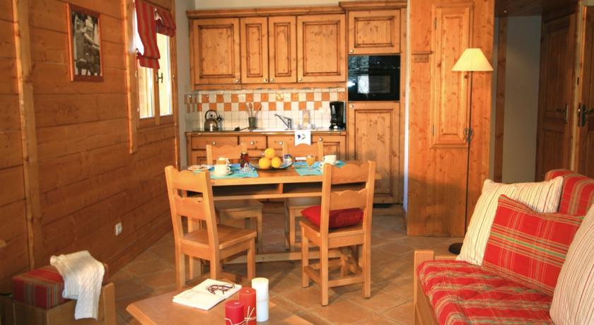Le Hameau du Rocher Blanc