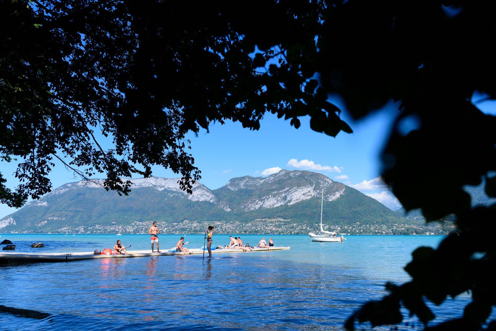L'Aurore du Lac