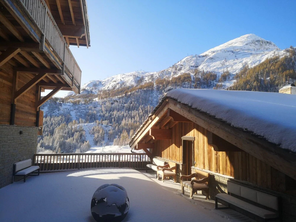 Chalet Charlie