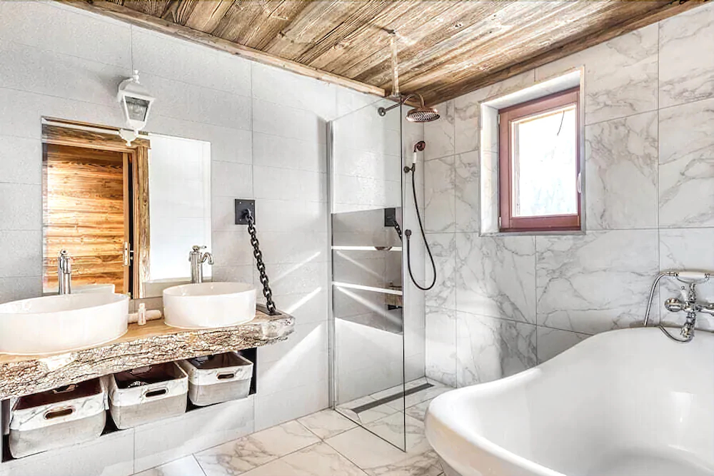 Chalet Raven