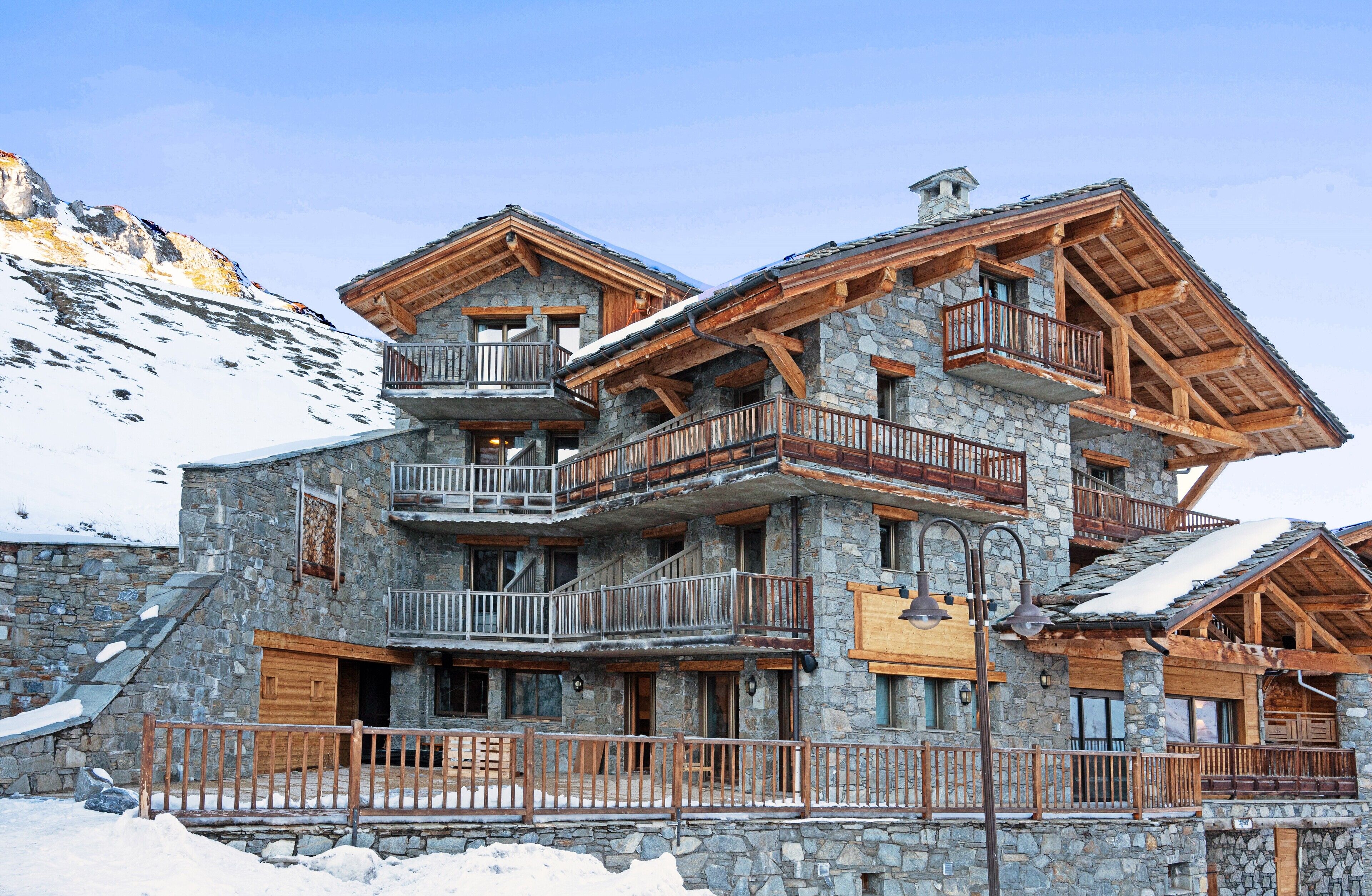 Hotel L'aigle Du Montana By Les Etincell