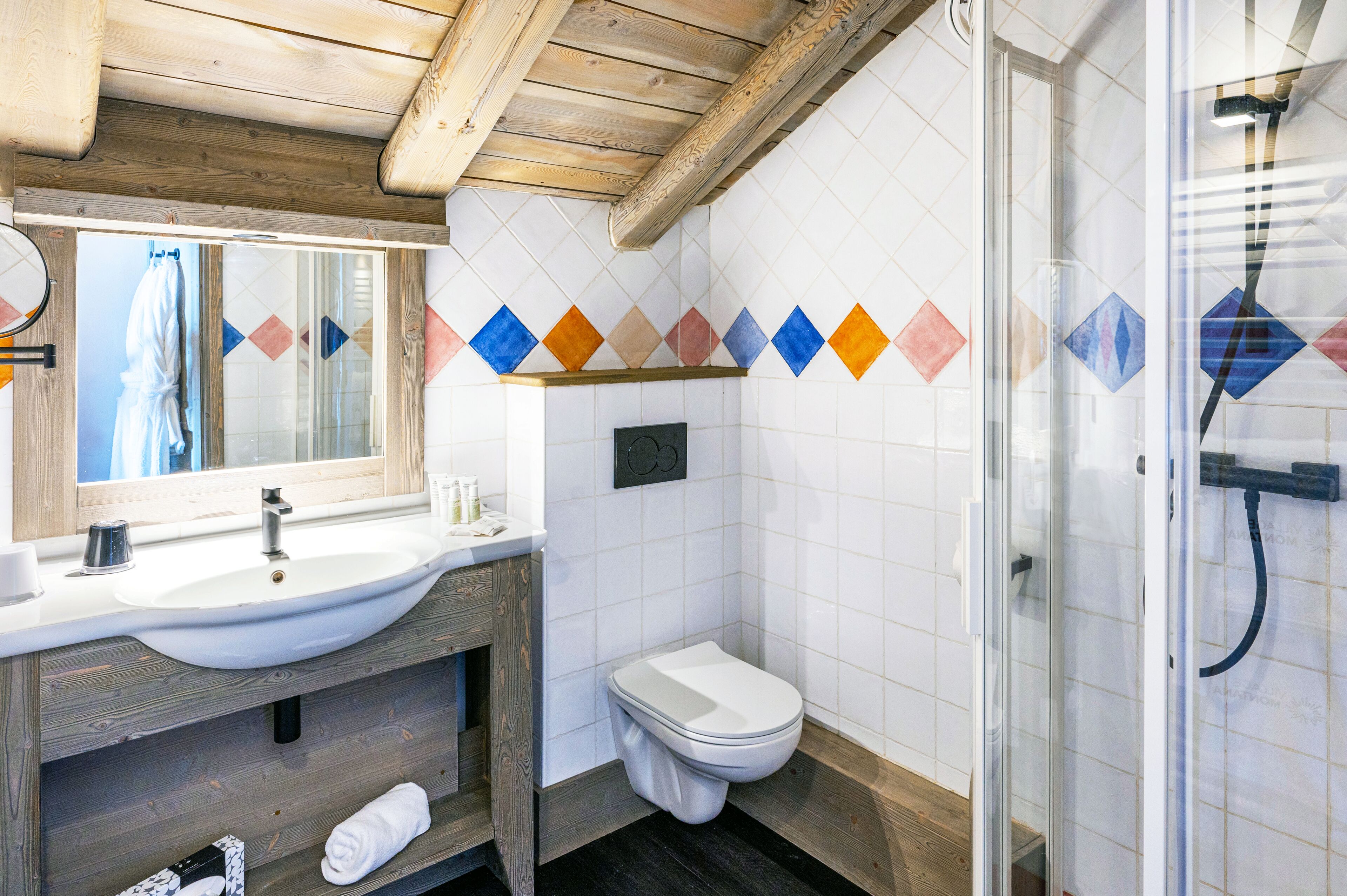 Hotel L'aigle Du Montana By Les Etincell