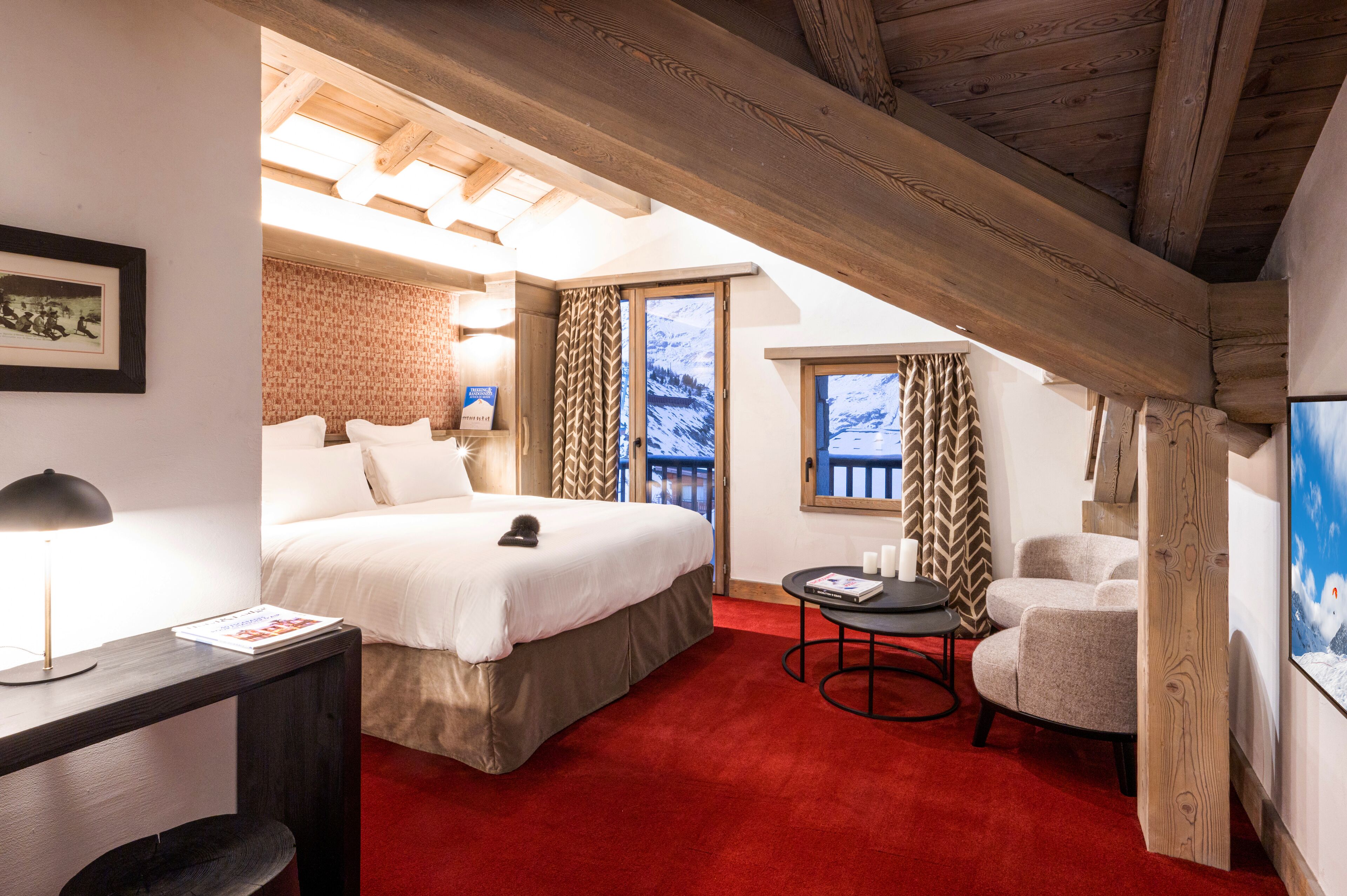 Hotel L'aigle Du Montana By Les Etincell