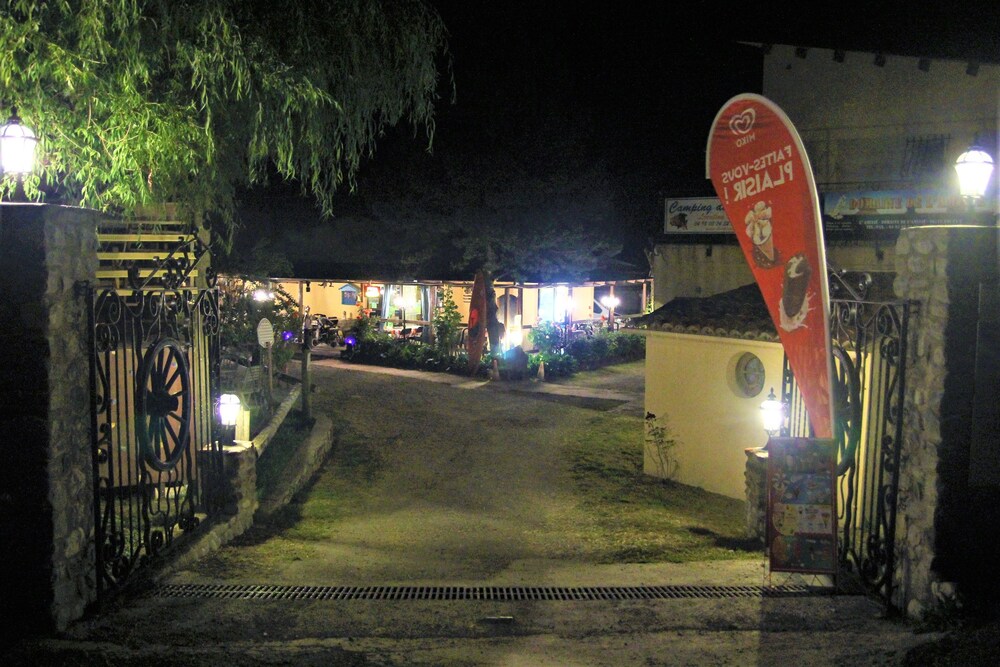 Domaine De L'Amitié
