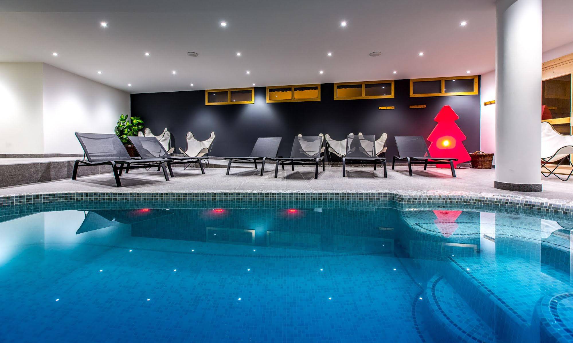 Le Samovar Hotel & Chalets