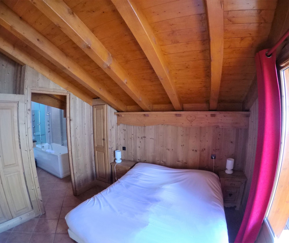 L'Isatis Hotel Chalet