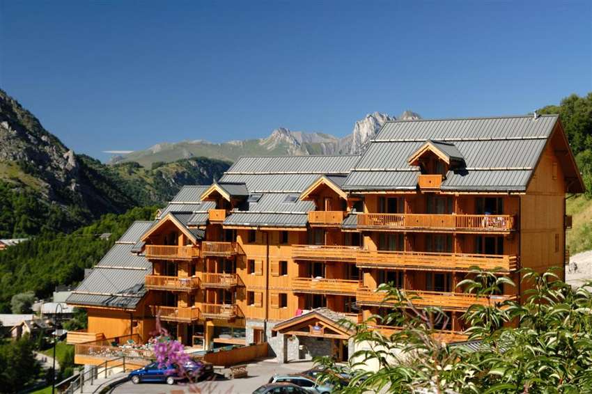 Résidence Odalys Le Hameau et les Chalets de la Vallée d'Or