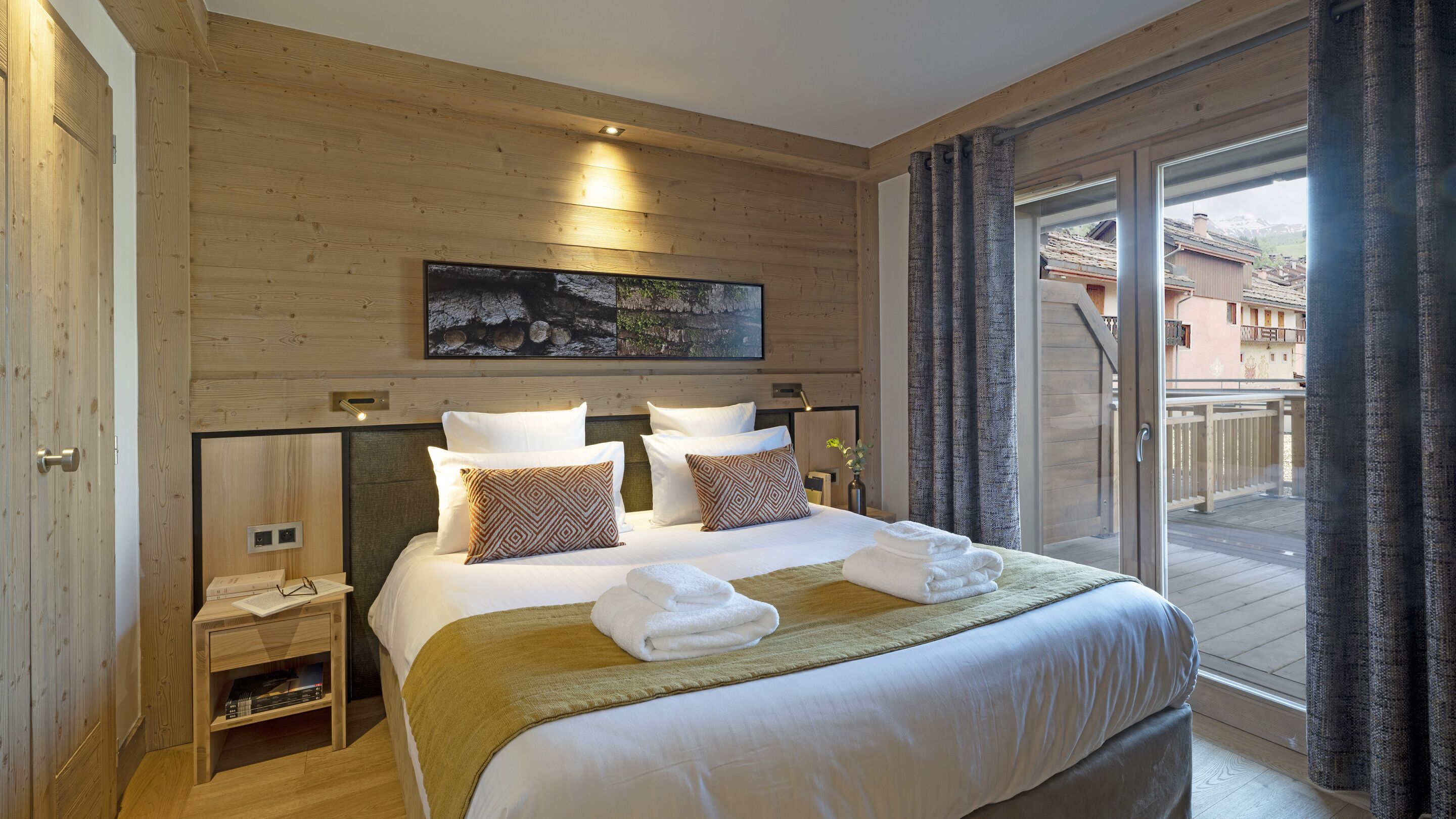 Mgm Hotels & Residences - Hotel Akoya
