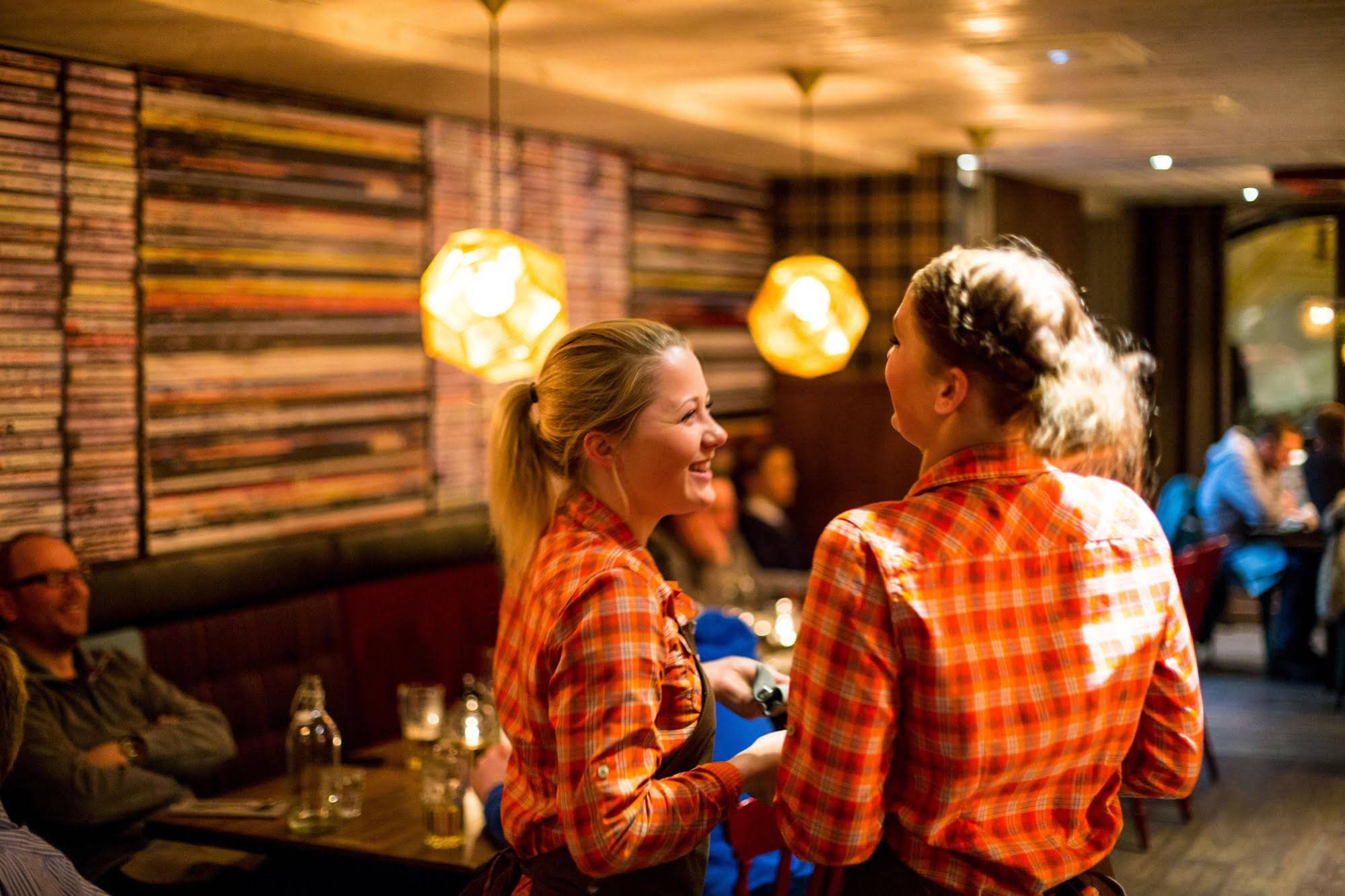 Langley Hotel Tango