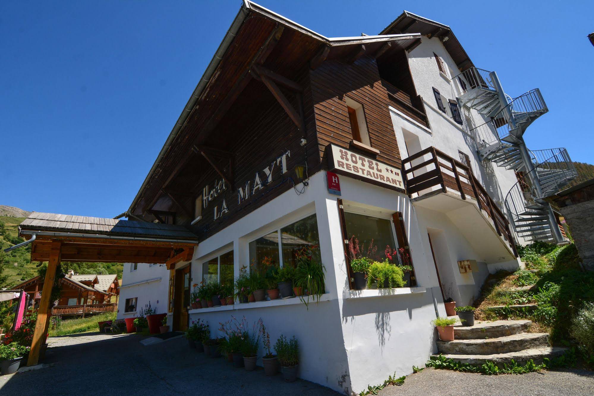 Hôtel La Mayt
