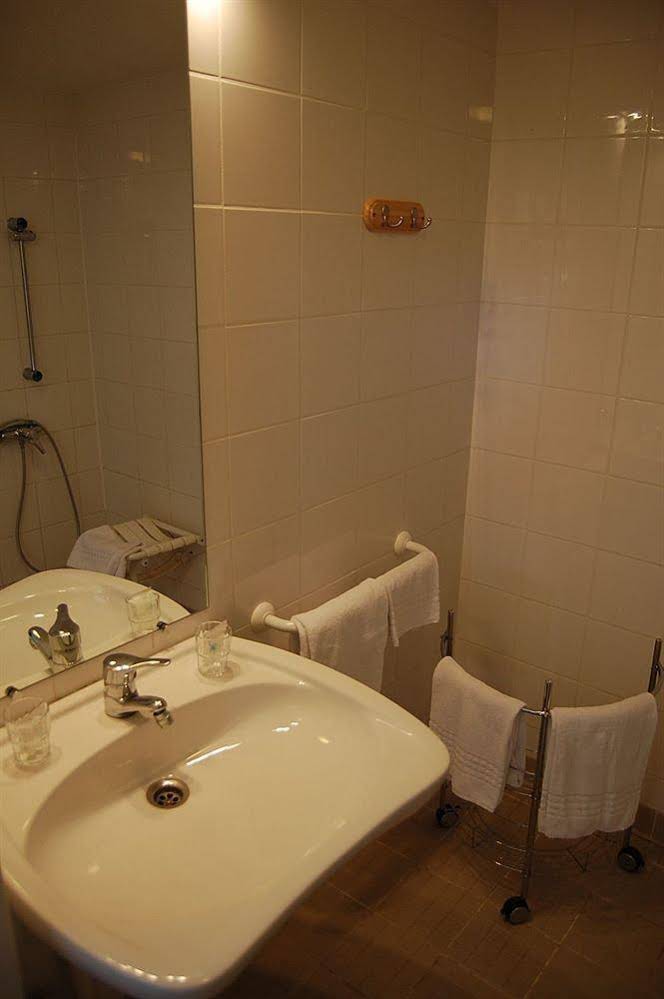 Lemand Hotel