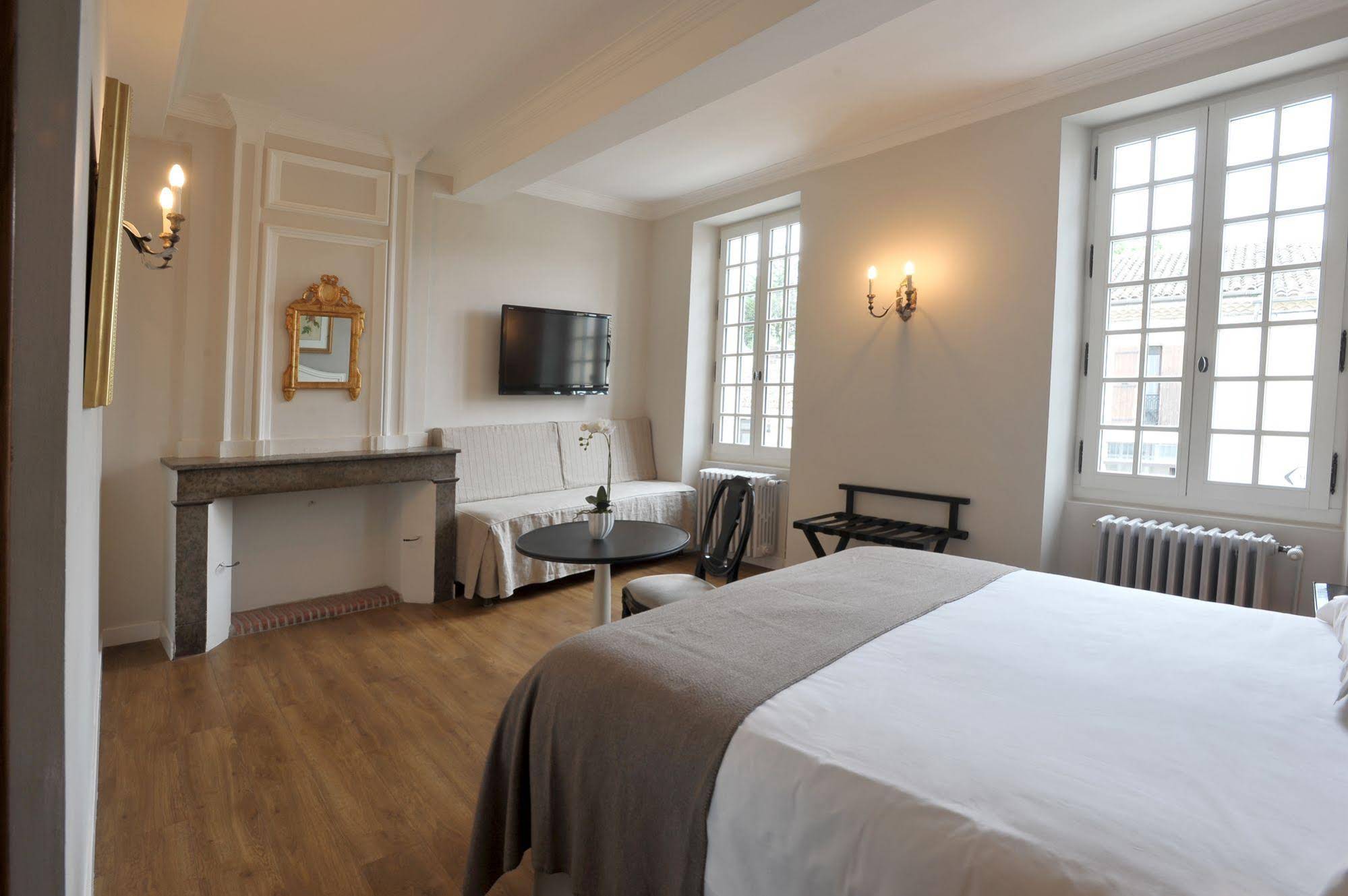 Hotel Du Midi