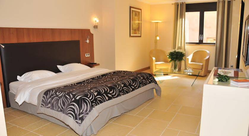 Hotel Les Saules, Parc & Spa