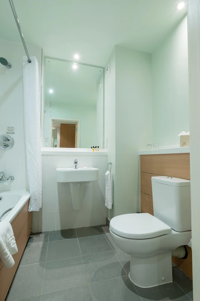 De Vere Cotswold Water Park