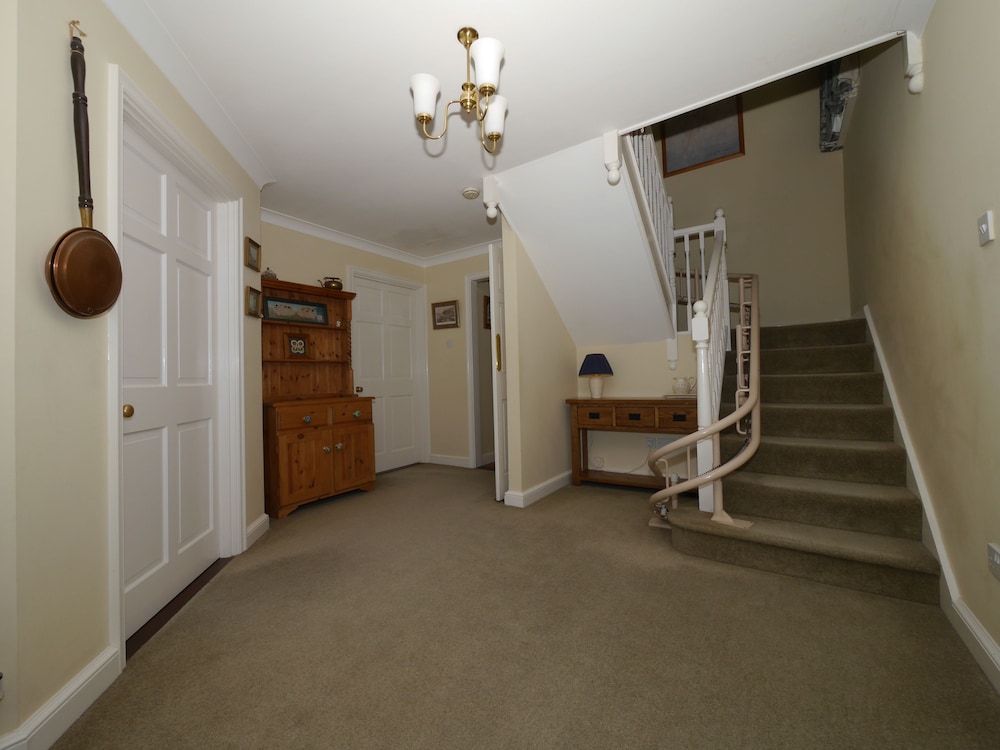 Kennacott Court