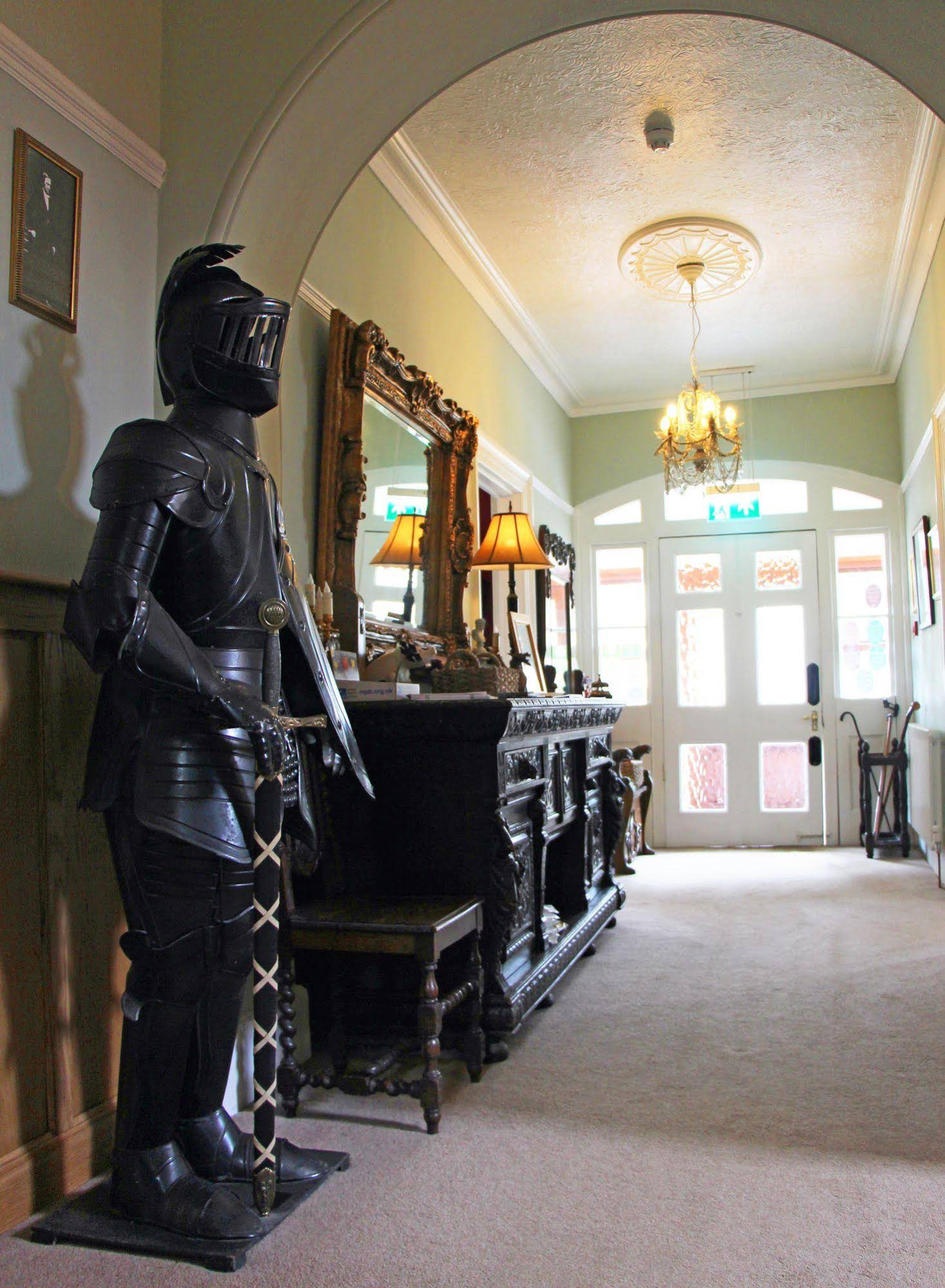 Pendragon Country House