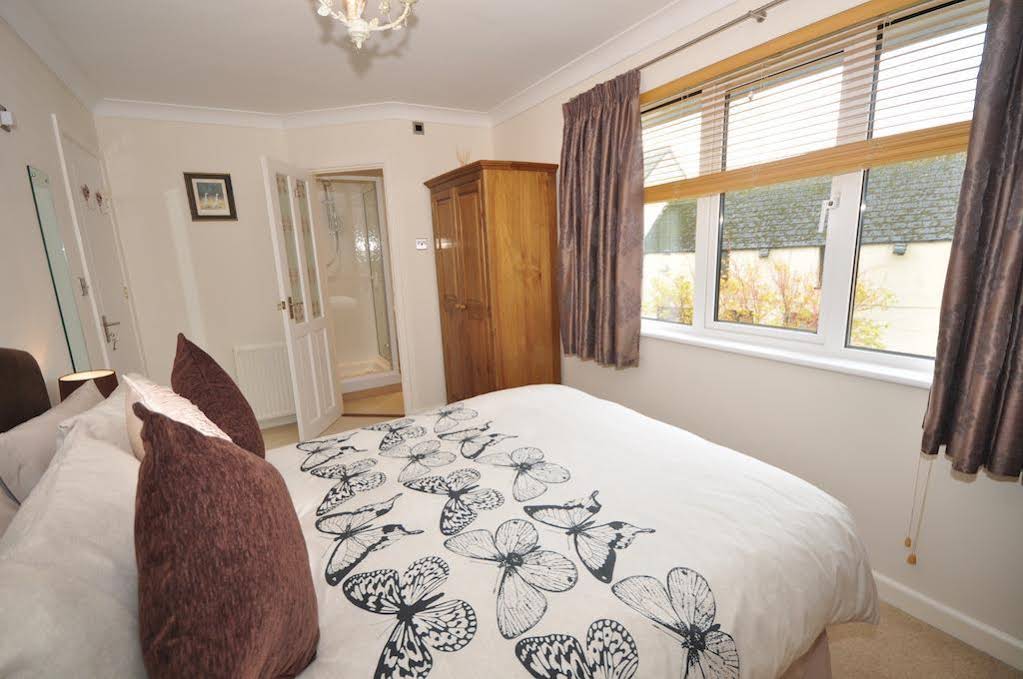 Rowan Lodge