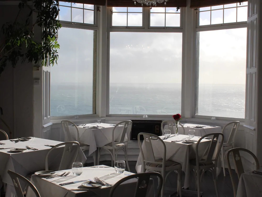 Housel Bay Hotel