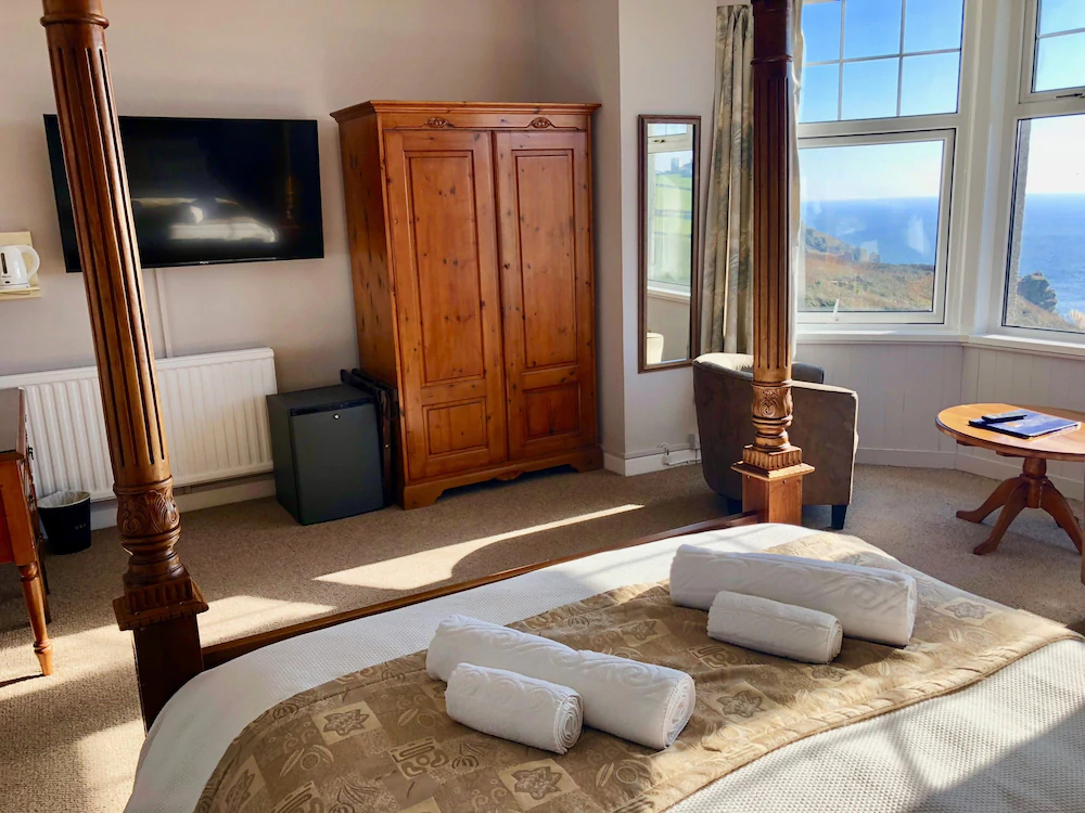 Housel Bay Hotel