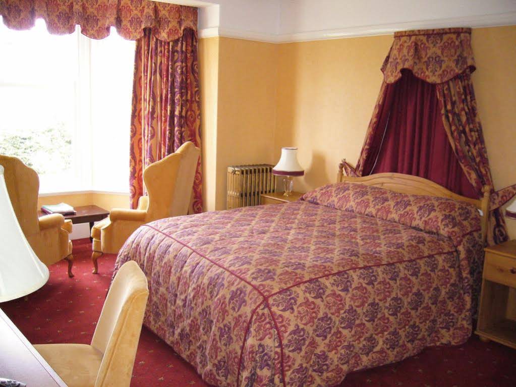 Porth Avallen Hotel