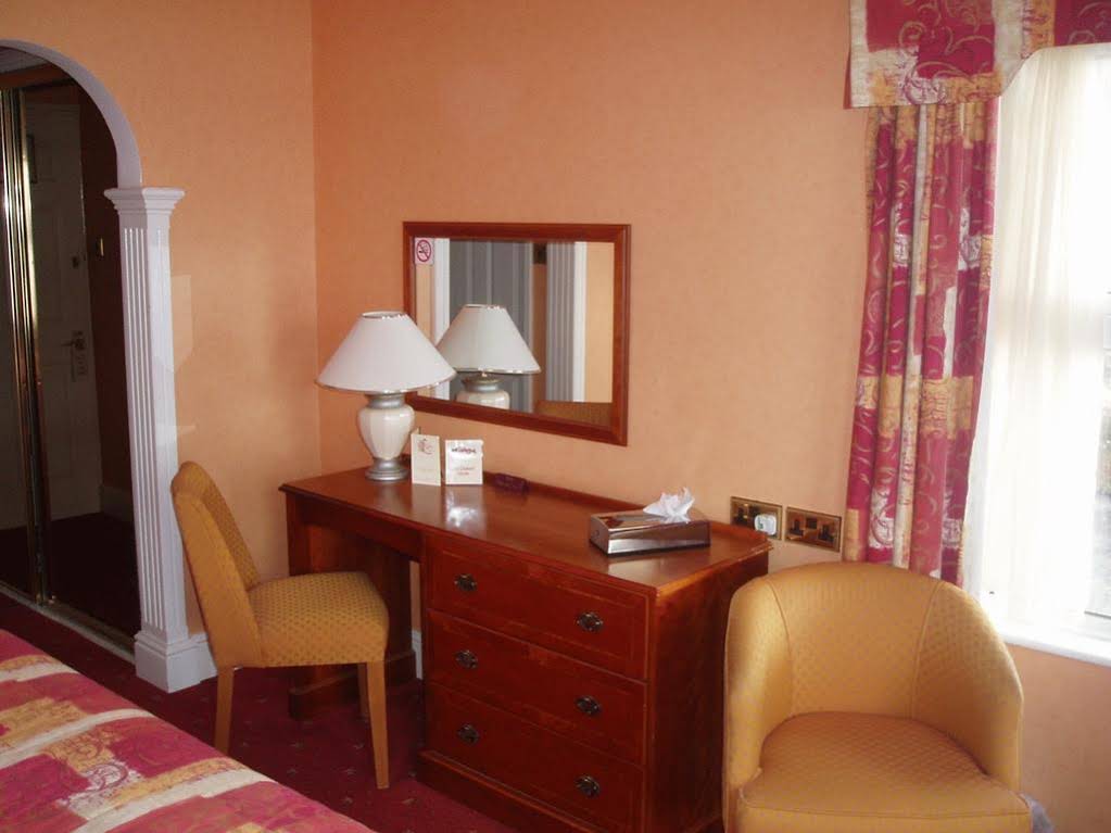 Porth Avallen Hotel