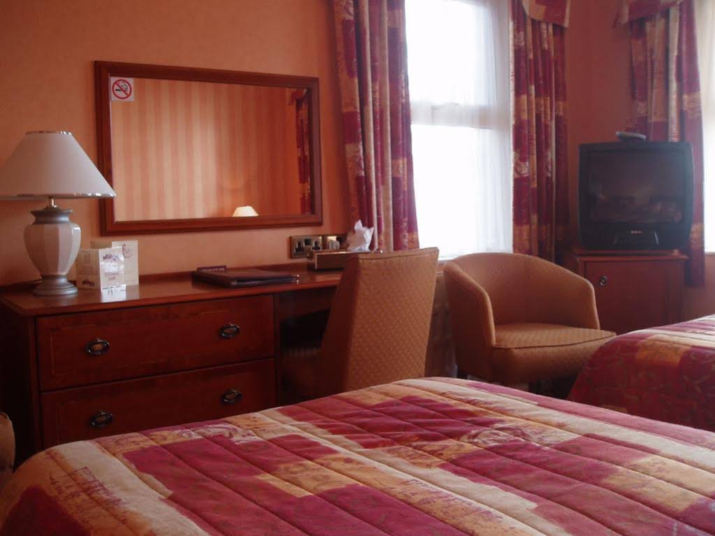 Porth Avallen Hotel