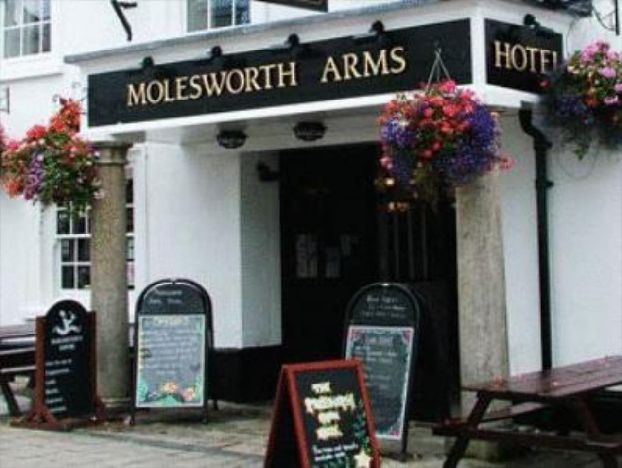 Molesworth Arms Hotel