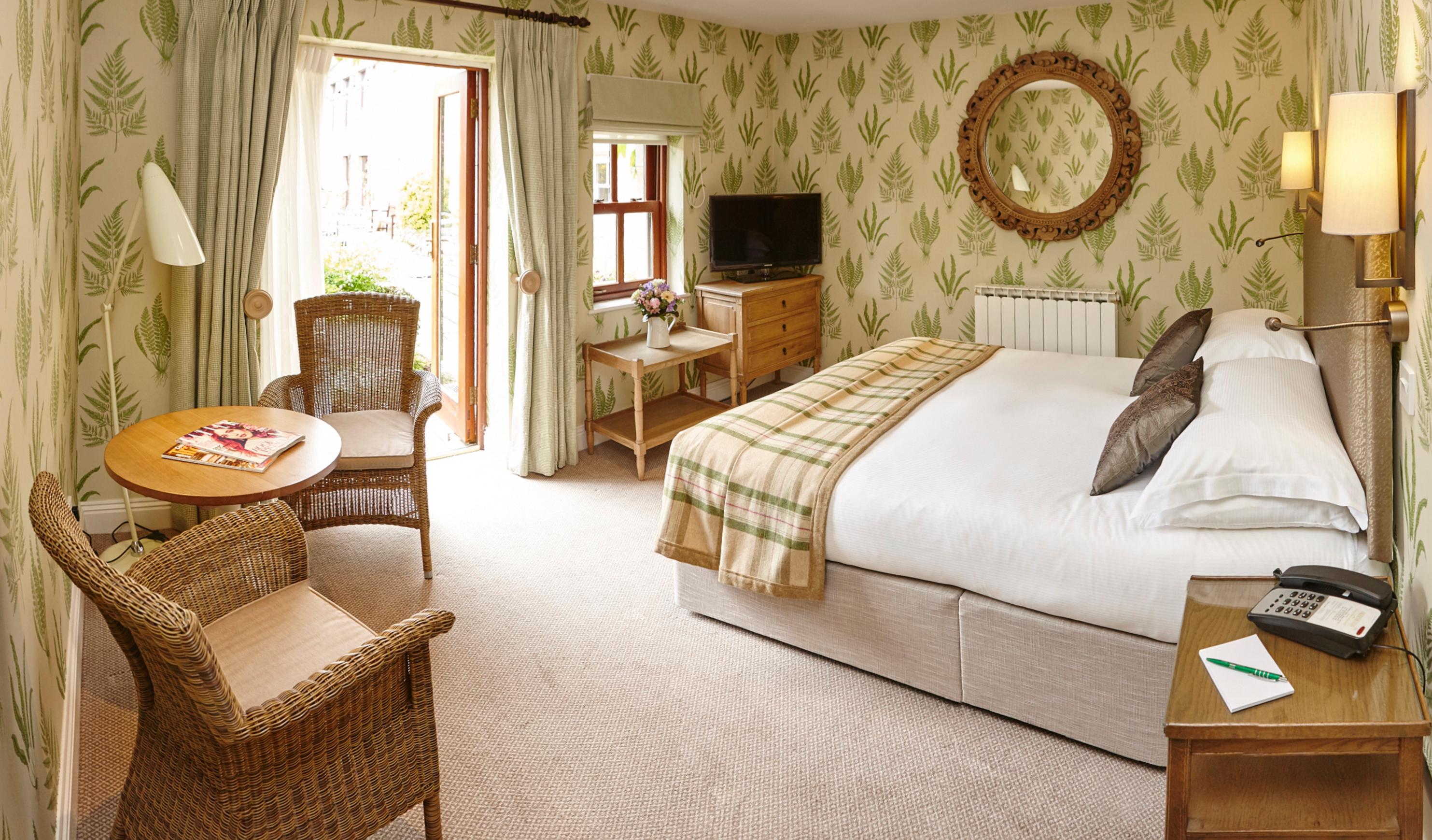 Greenhills Country House Hotel & Restaurant