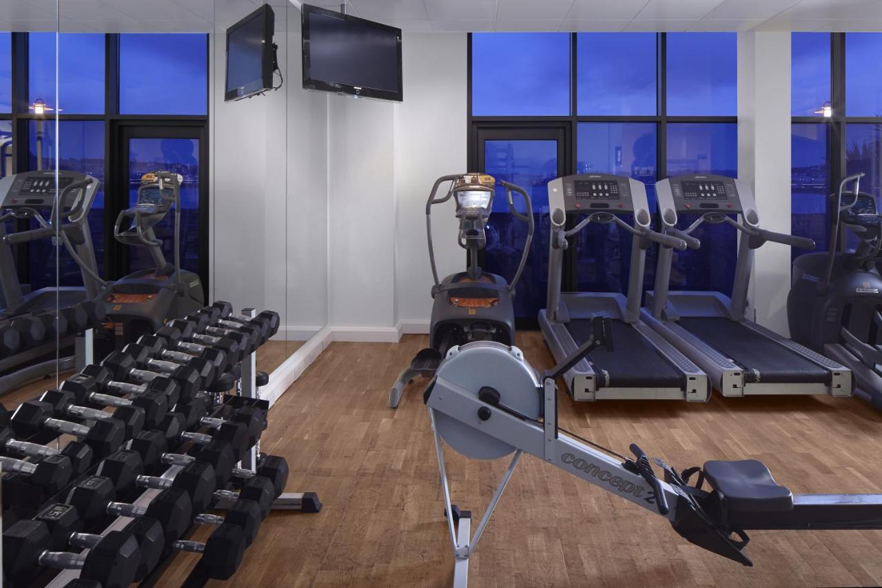 Radisson Blu Waterfront Jersey