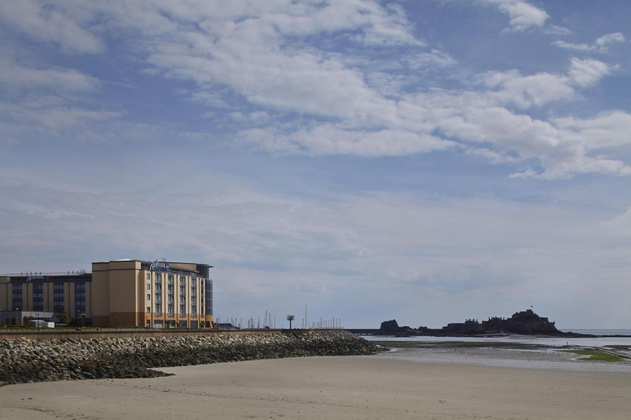 Radisson Blu Waterfront Jersey