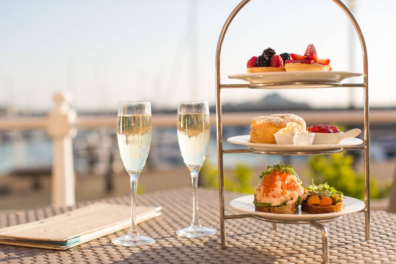 Radisson Blu Waterfront Jersey