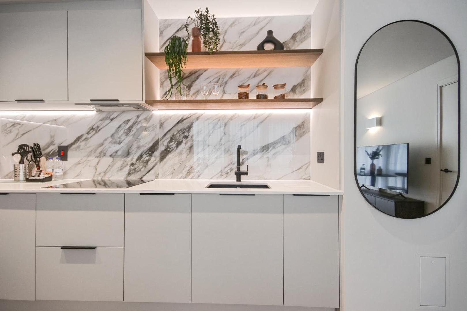 Bow Lane by Q Apartments