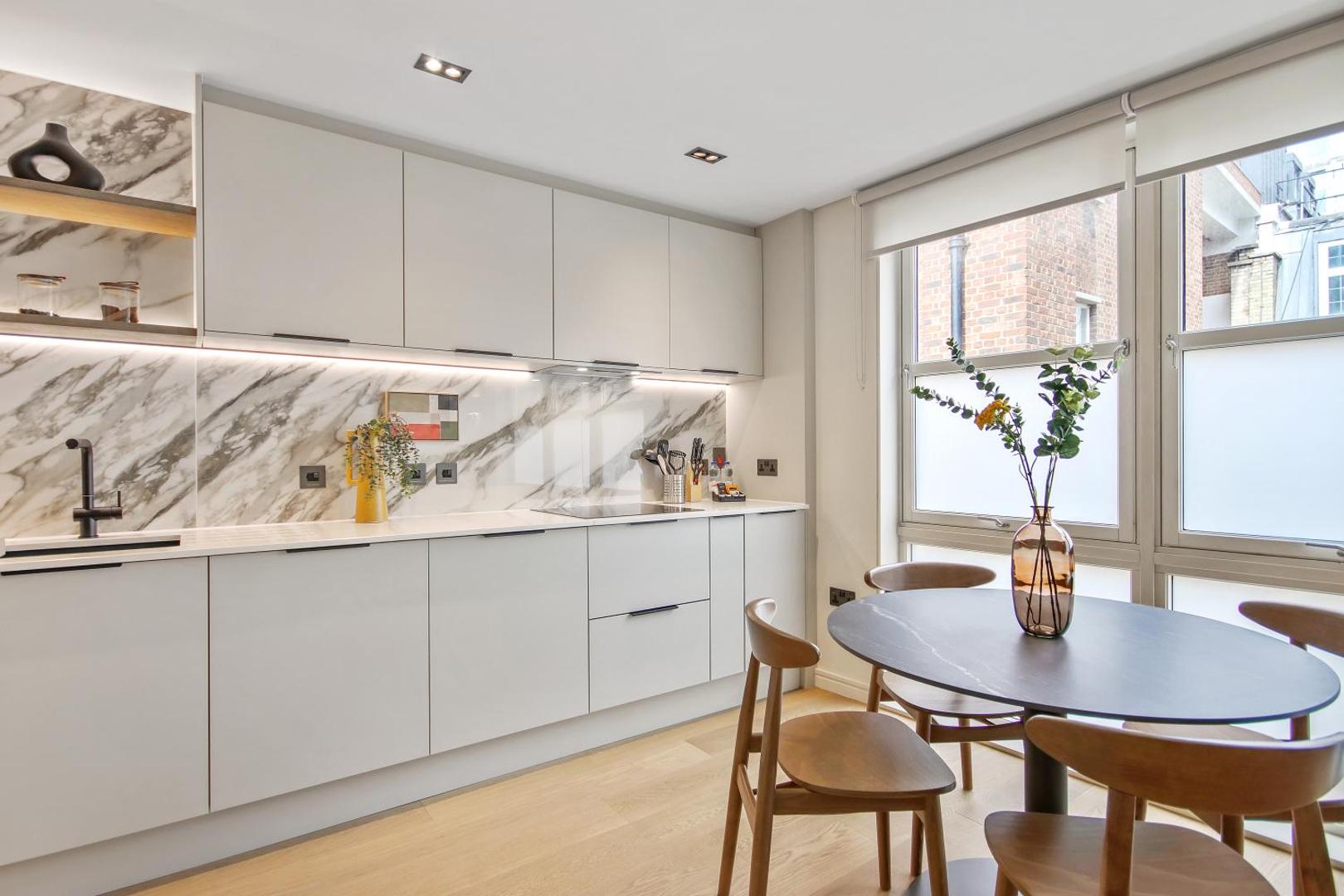 Bow Lane by Q Apartments