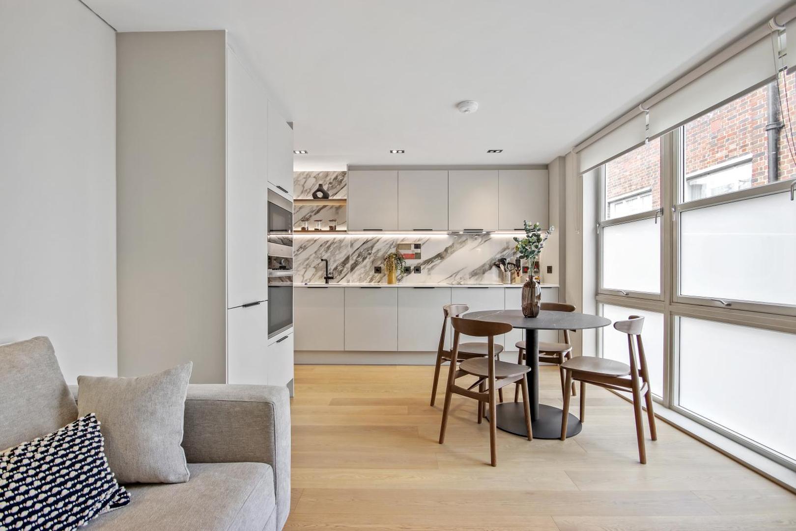 Bow Lane by Q Apartments