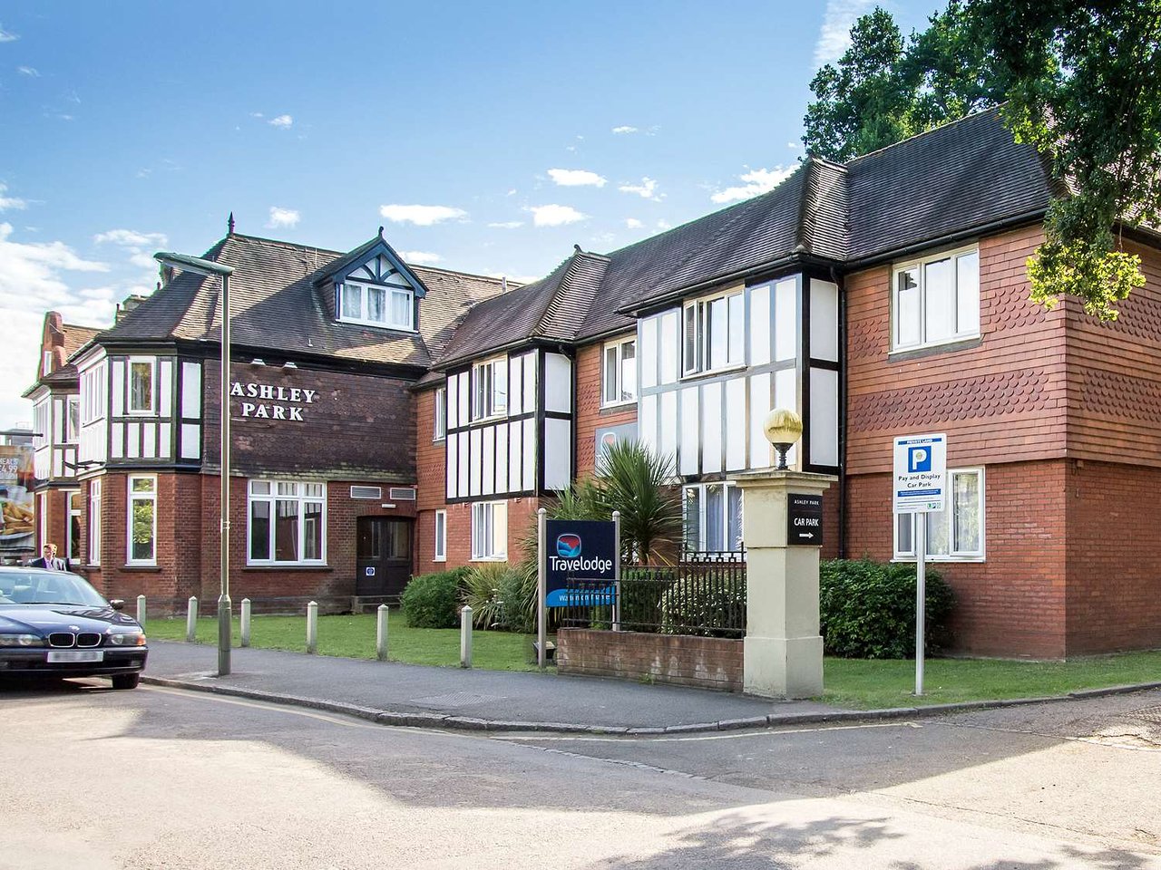 Travelodge Walton-on-thames