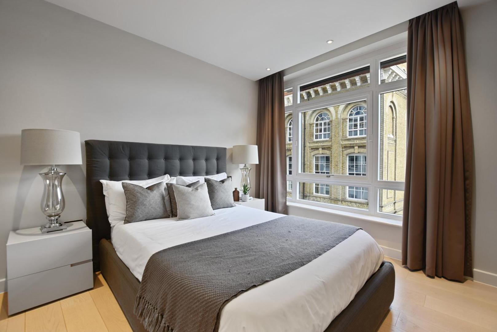 Vauxhall Bridge by Q Apartments