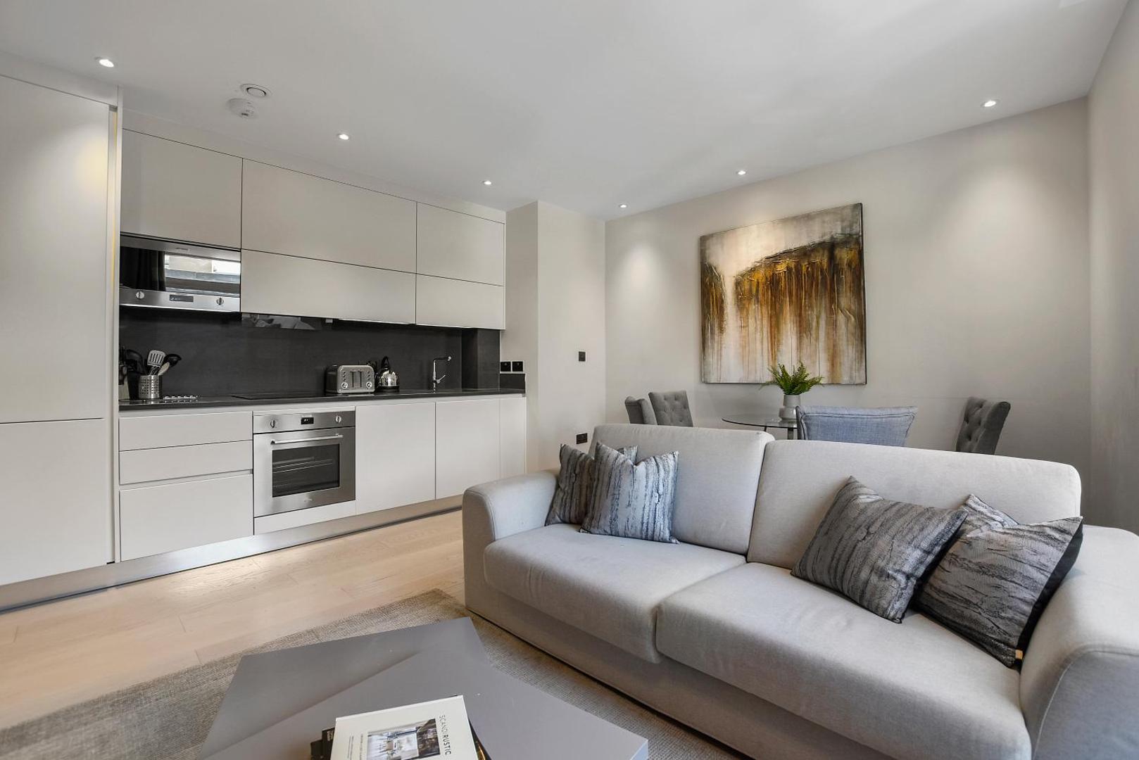 Vauxhall Bridge by Q Apartments