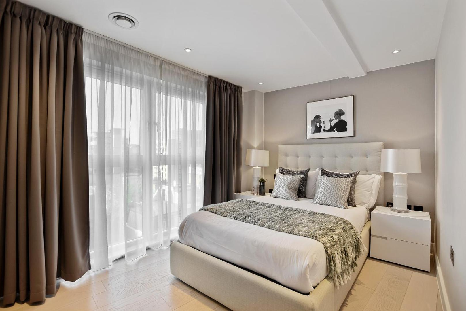 Vauxhall Bridge by Q Apartments