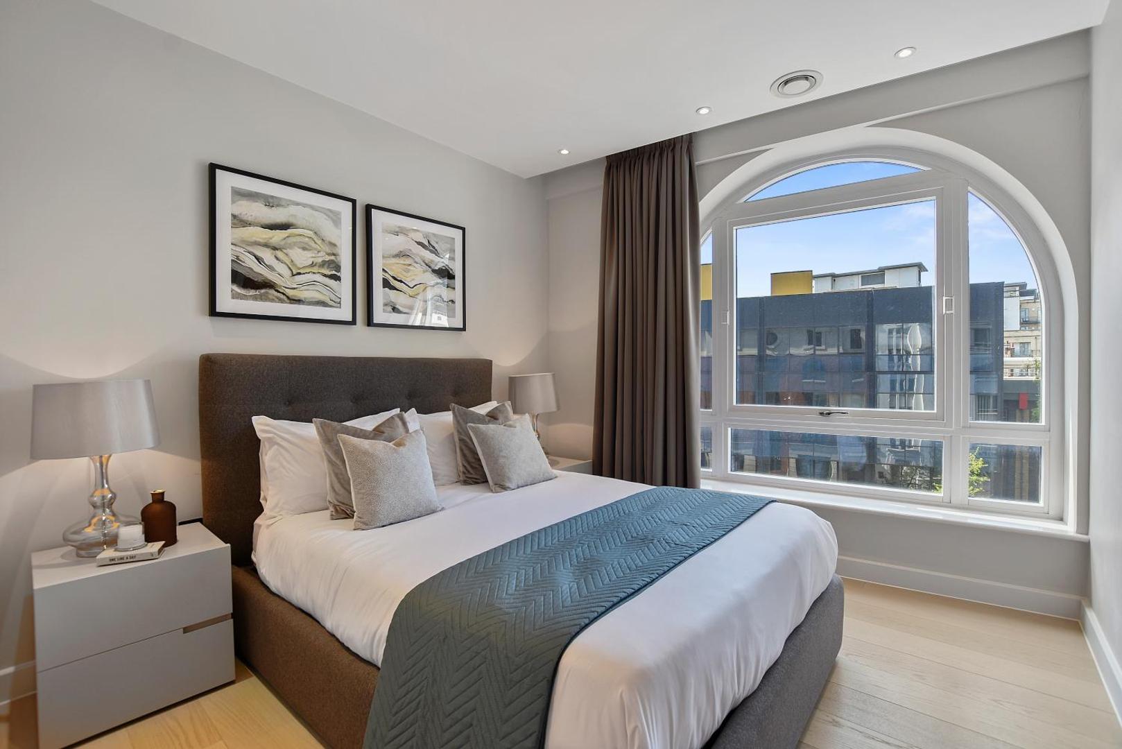 Vauxhall Bridge by Q Apartments