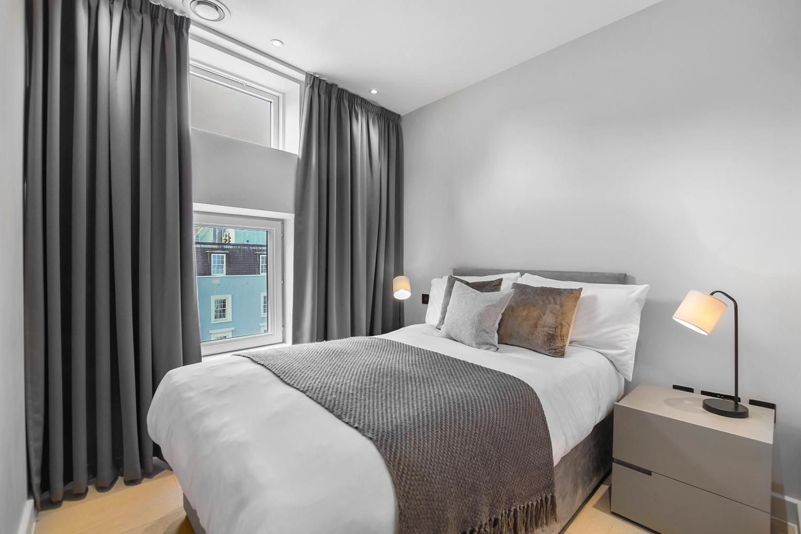 Vauxhall Bridge by Q Apartments