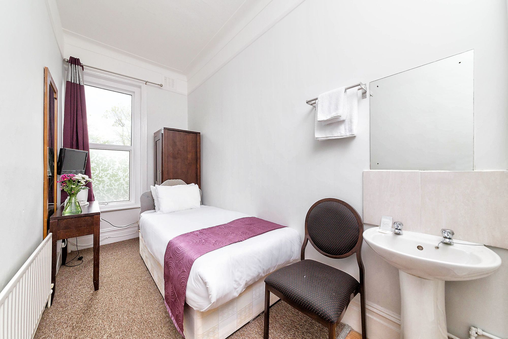 National Hotel