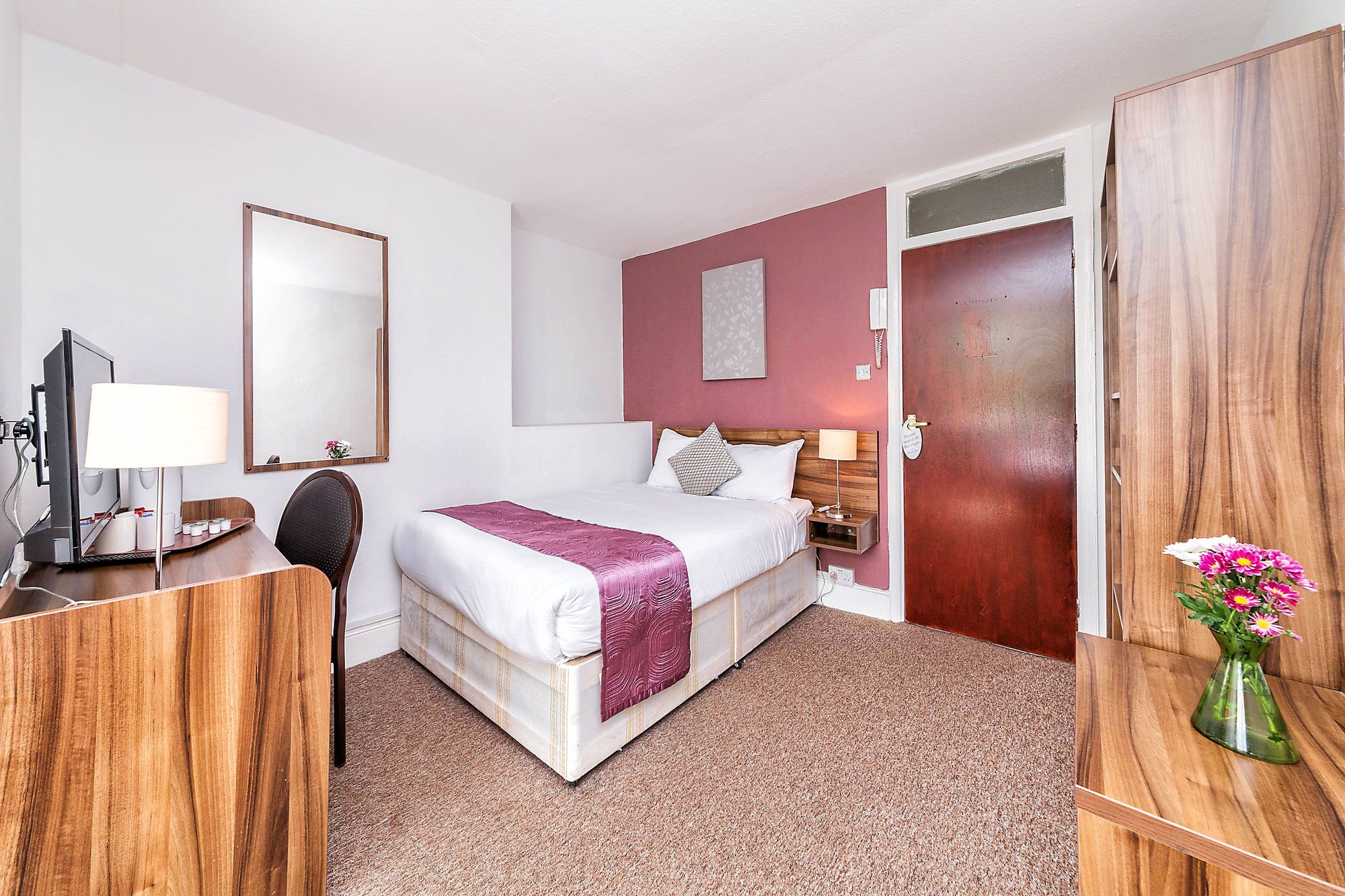 National Hotel