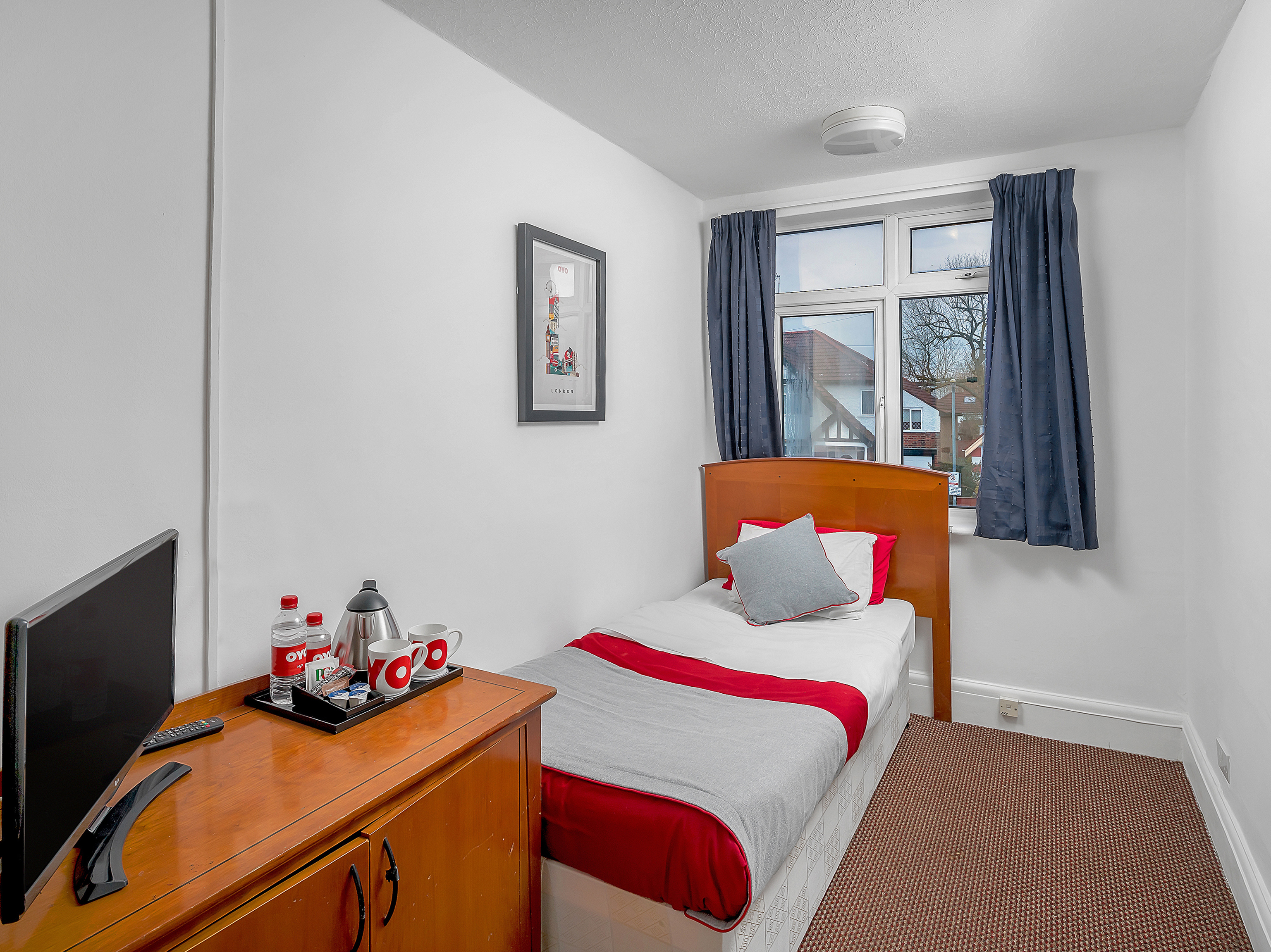 OYO Elstree Inn